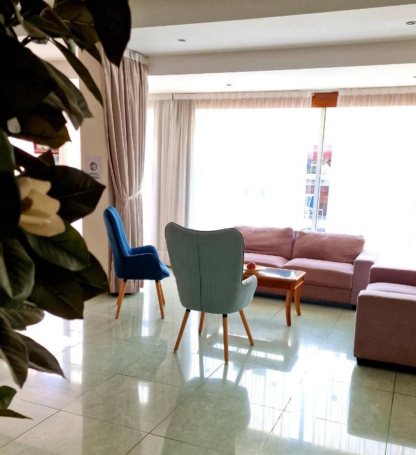 M. Moniatis Hotel ลิมาซอล ภายนอก รูปภาพ
